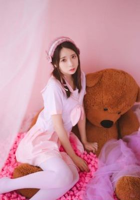 女兵人